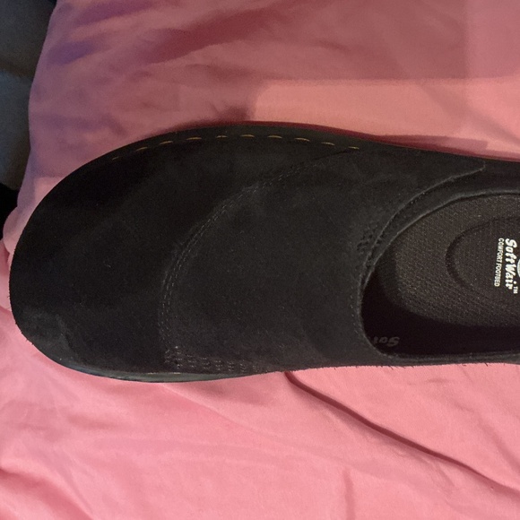 Dr. Martens size 9 black suede zebzag anywair mules - Picture 2 of 5